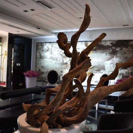 Crystal Hotel Amman Ngoại thất bức ảnh