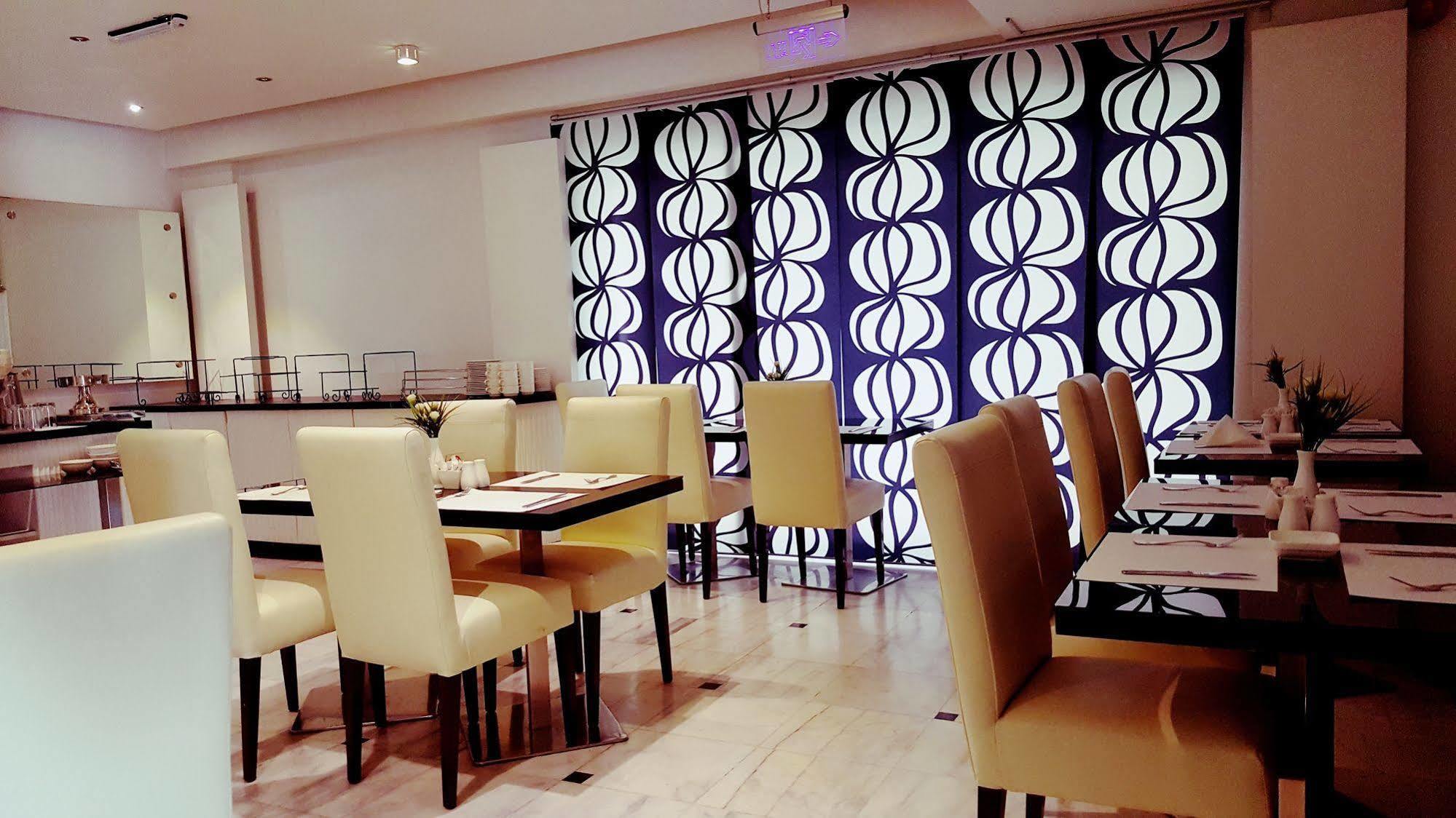 Crystal Hotel Amman Ngoại thất bức ảnh