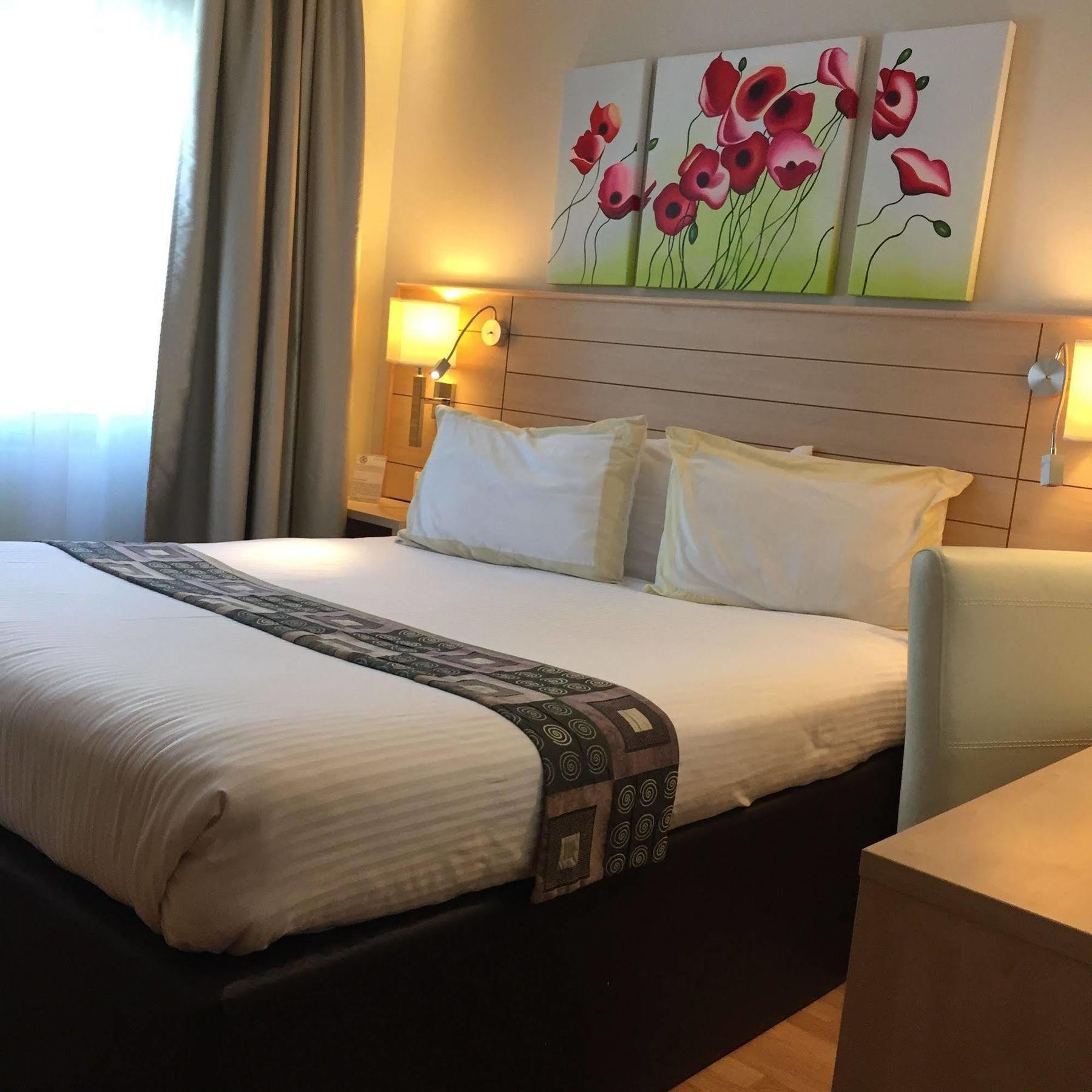 Crystal Hotel Amman Ngoại thất bức ảnh
