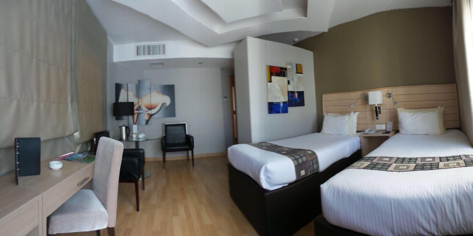 Crystal Hotel Amman Ngoại thất bức ảnh