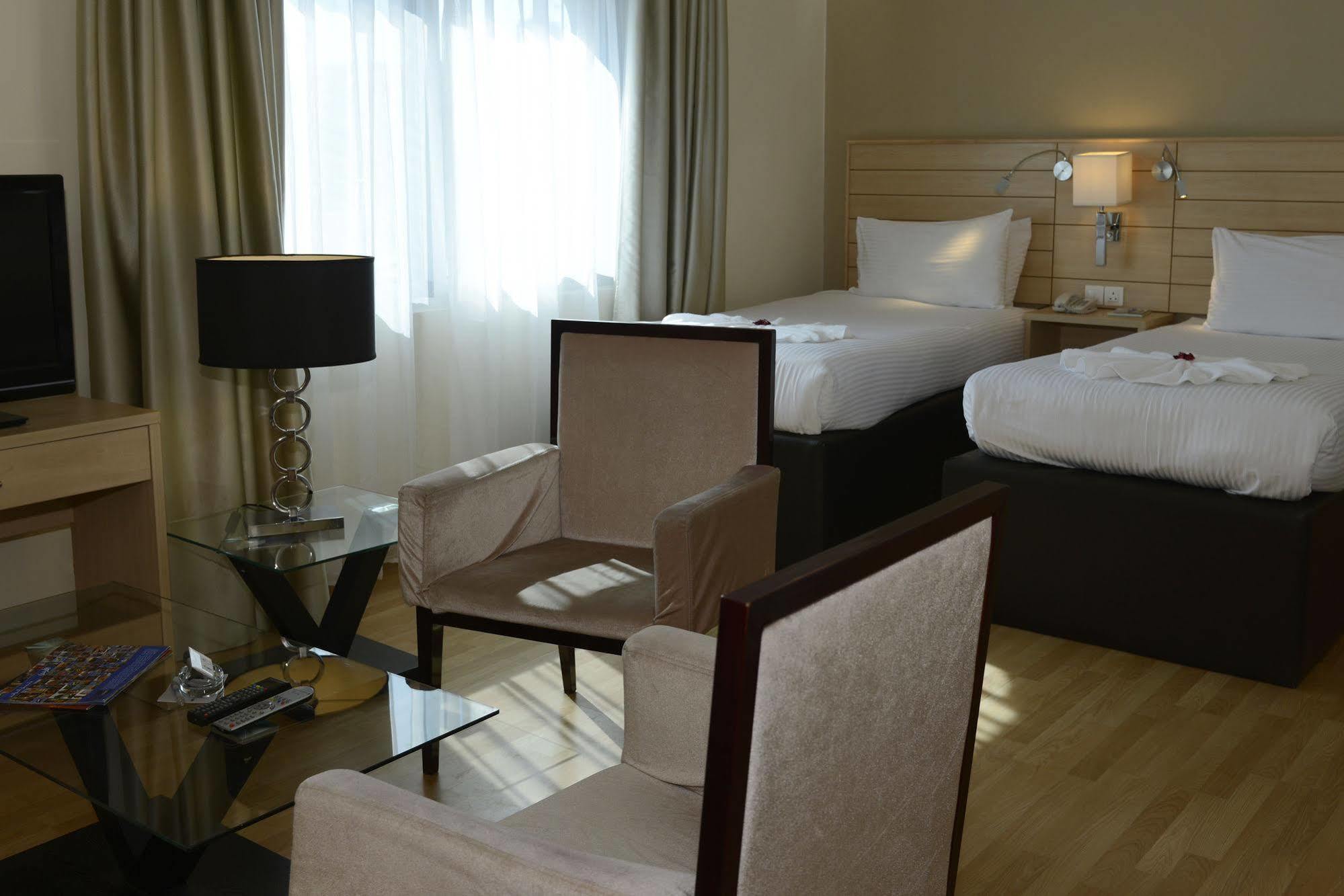 Crystal Hotel Amman Ngoại thất bức ảnh